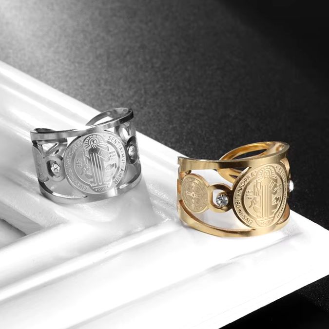 Anillo de San Benito™ (FT)